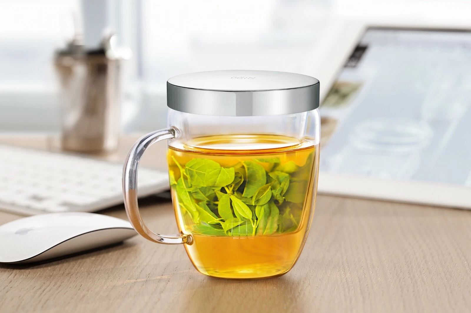 Glass Tea Infuser Mug / Loose Leaf Teapot with Strainer 350-500ml (Samadoyo)
Opens in a new window o