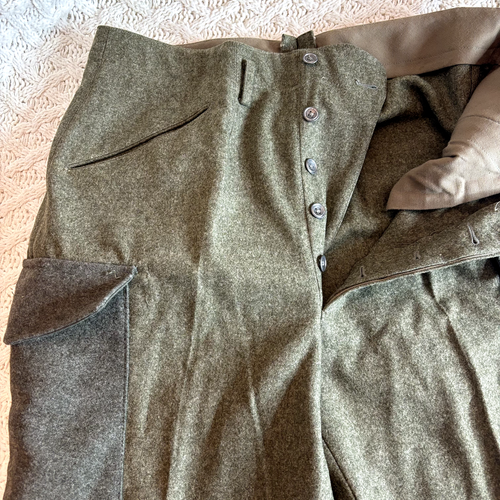 WW2 Vintage Army Military Wool Cargo Pocket Pants In New Condition Collectible - Picture 3 of 11