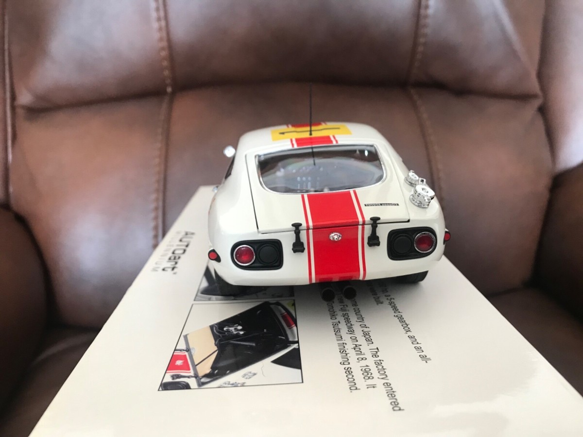AUTOART 1/18 TOYOTA 2000 GT 24 HRS FUJI 1967 #1 86715 | eBay UK
