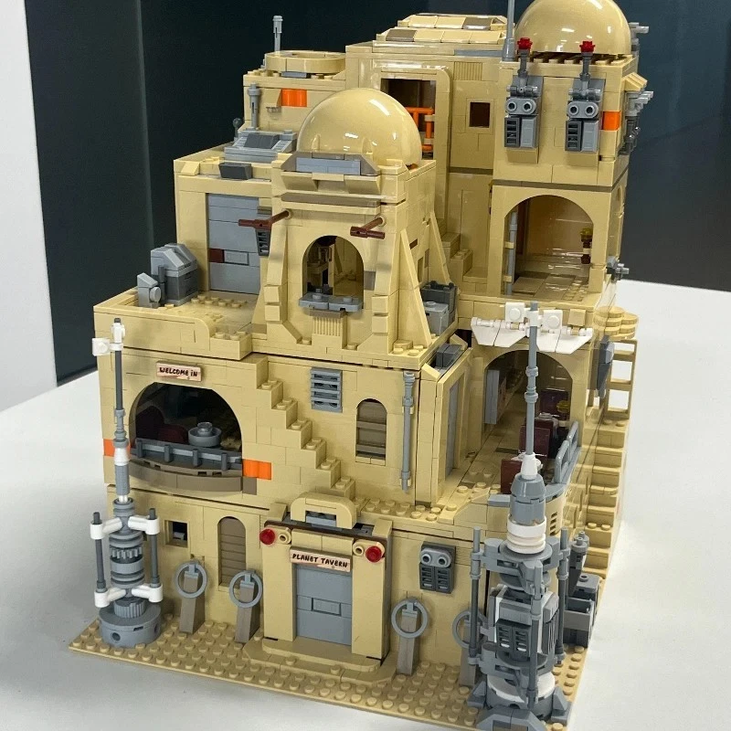 🏠 1971PCS Planet Tavern – MOC Street View Building Blocks Set - Image 4 of 4