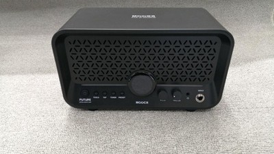 MOOER F15i Li 15W Stereo Guitar Modeling Amp w/Touchscreen, Battery, Looper
