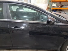 2011 Sonata Right Passenger Side Front Door Assembly Color: Black S3