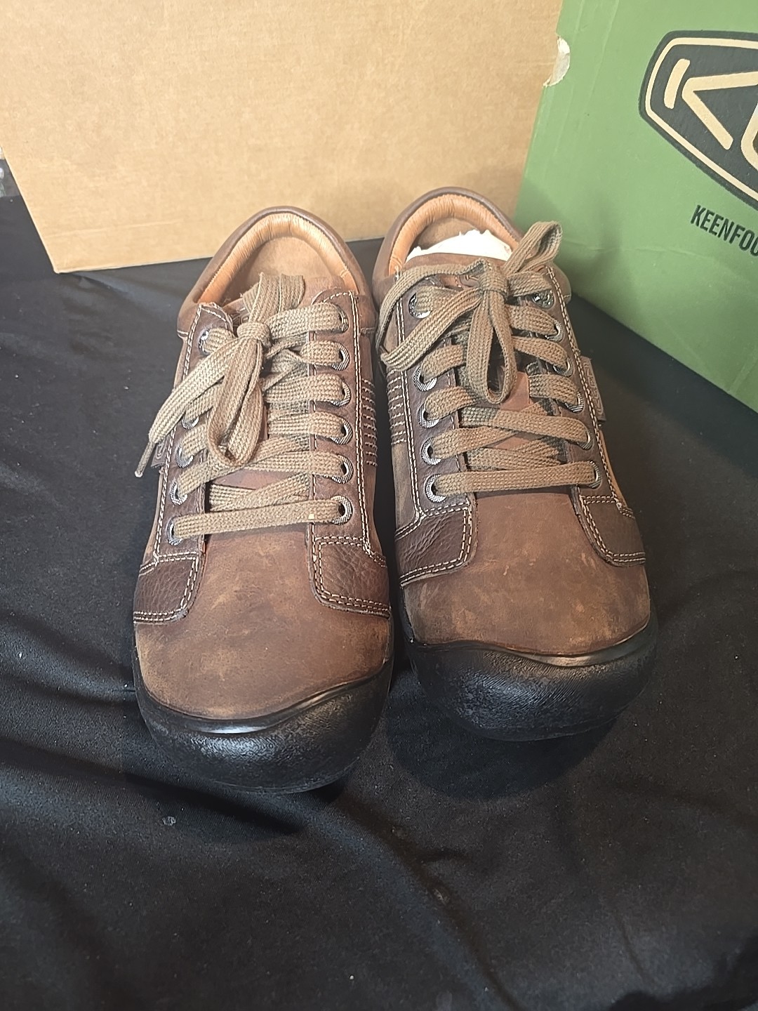 Keen scarpa casual da uomo Austin marrone cioccolato stringata #1007722 prezzo al pubblico consigliato $145