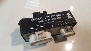357919506A Lüfter Steuergerät Relais 898719000 Volkswagen Passa DE728729-82