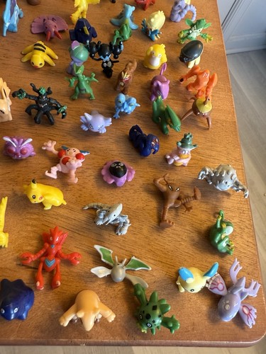 Großes 136 Stück Lot Pokemon Micro Mini Figuren Figuren Kunststoff Vinyl Spielzeug Lot - Bild 14 von 14