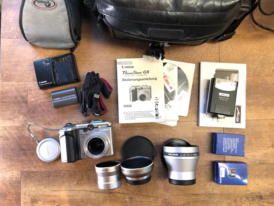 Canon PowerShot G6 silber 7.1 MP - Soligor 0.6x Wide, 2x AF Tele, Metz 28 AF-3C