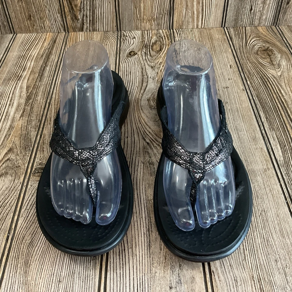 Crocs Capri V Flip Flops Sandals Dual Comfort Black Silver Shimmer Womens US 10 - Image 2 of 4