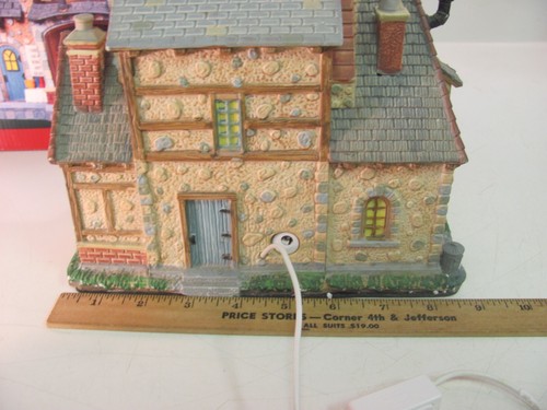 Lemax Caddington Village Medford Glass Blowers Lighted Building 2008 Retired - Picture 8 of 11