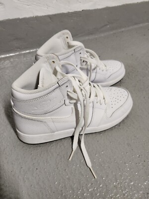 Nike Jordan 1 Retro High Triple White Perforated Size Youth US 7Y NEW
