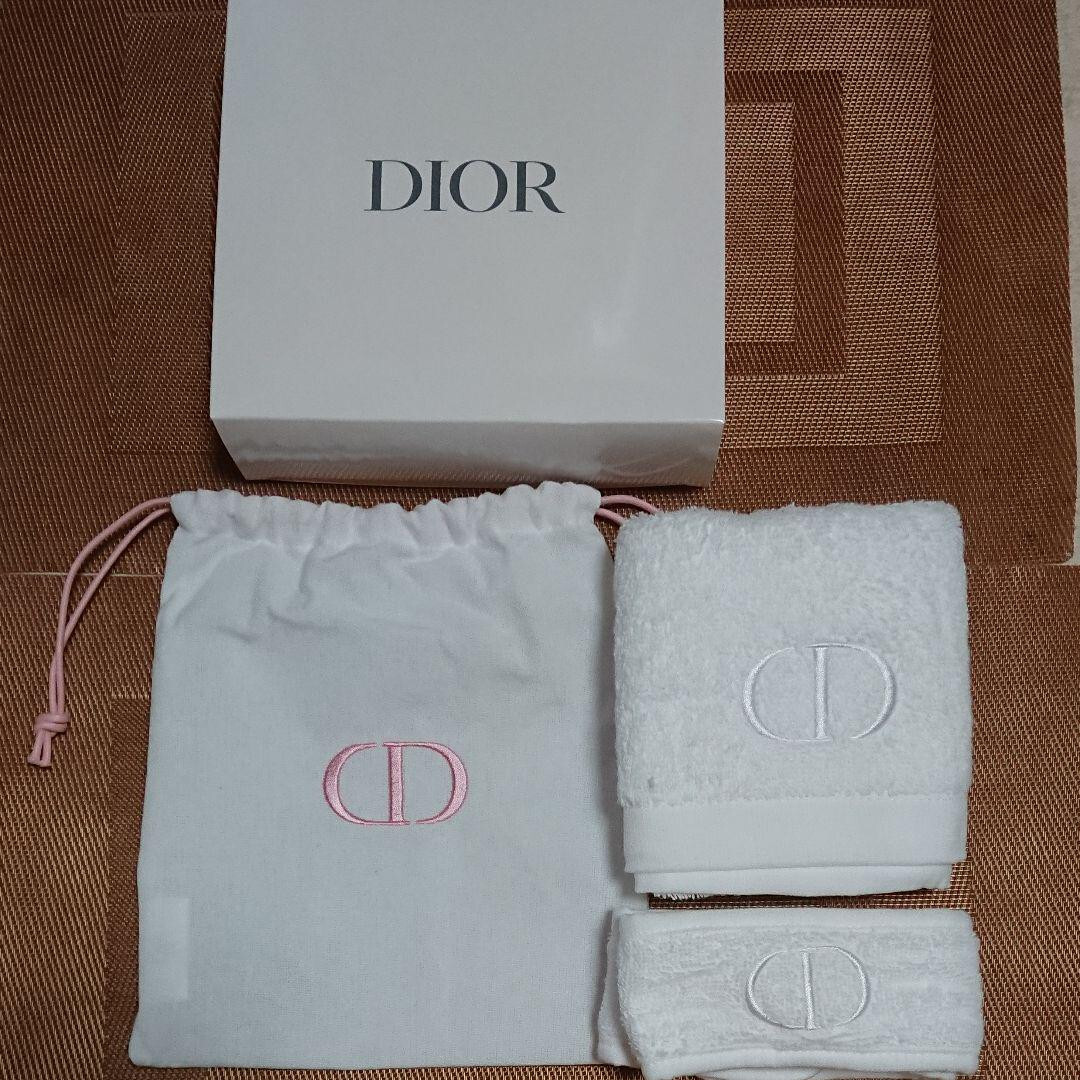 Christian Dior Towel, Hair band & Pouch Set Novelty Christian Dior Towel, Hair band & Pouch Set Novelty