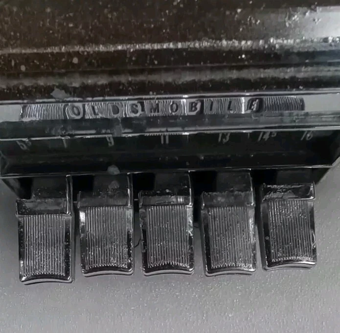 Заводская модель радио конца 60-х для Oldsmobile - Изображение 2 из 4