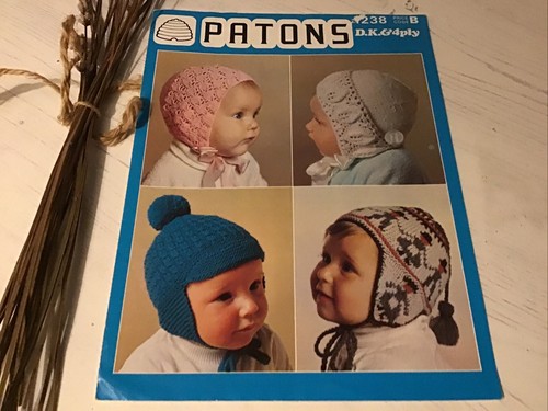 Patons Vintage Strickmuster. 1238. Babymützen/Hüte