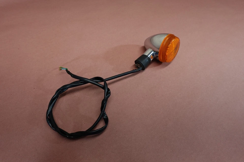 Luz indicadora intermitente intermitente señal de giro trasera derecha HONDA VTX1800C 2002-2008 Foto 3 de 4