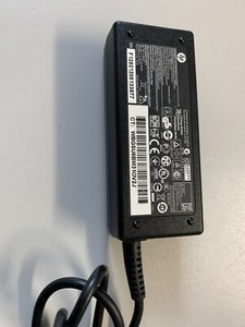 Original HP 608425-002 Laptop Ladegerät Netzteil 18,5V 3,5A 65W