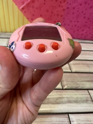 Tamagotchi Connection Pink w/Characters VINTAGE 2004 BANDAI