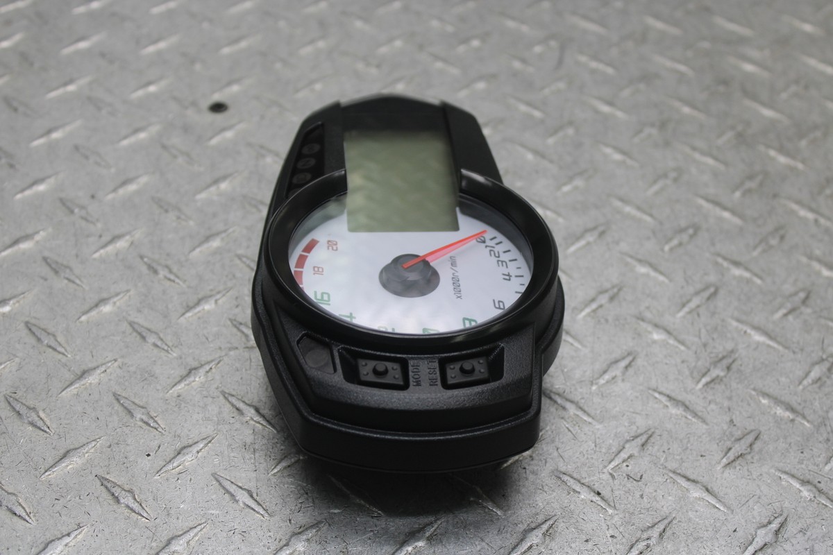 2009 KAWASAKI NINJA ZX6R MONSTER ENERGY SPEEDO GAUGE 25031-0241
