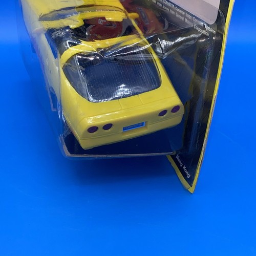 Vintage New Bright battery Powered 1986 Yellow Corvette Speed Demons 1:24 - Picture 10 of 11
