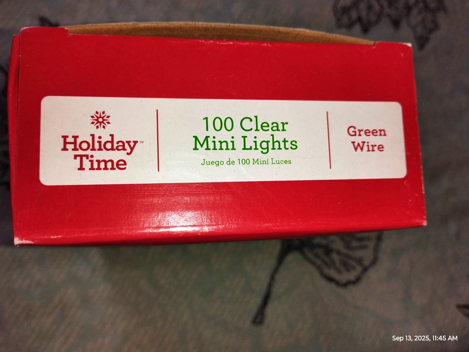 NEW! C``HRISTMAS,WEDDING,PARTY,GARDEN.Holiday Time 100 Clear Mini Lights.21.5 FT - Image 4 of 4