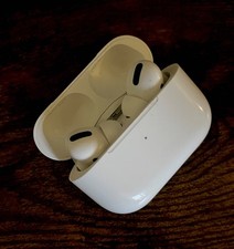 Apple AirPods Pro (1st Generation) White Bluetooth In-Ear GENUINE Fully Working