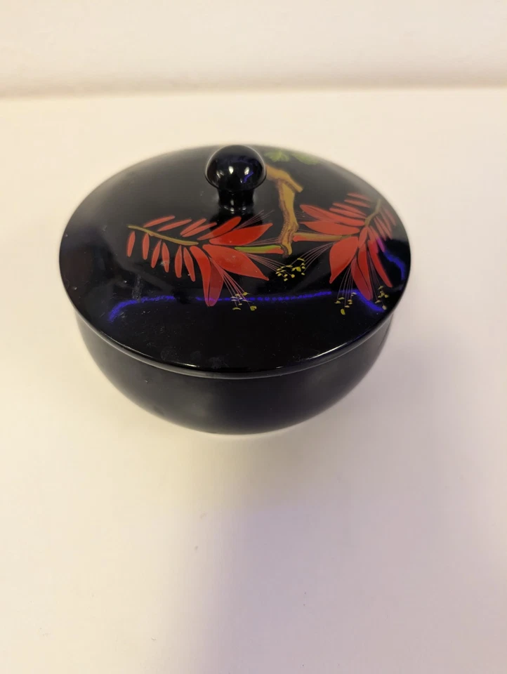 Japanese Lacquer Wood Covered Bowl Trinket Box 5 in Vintage Black Red - Image 4 of 4