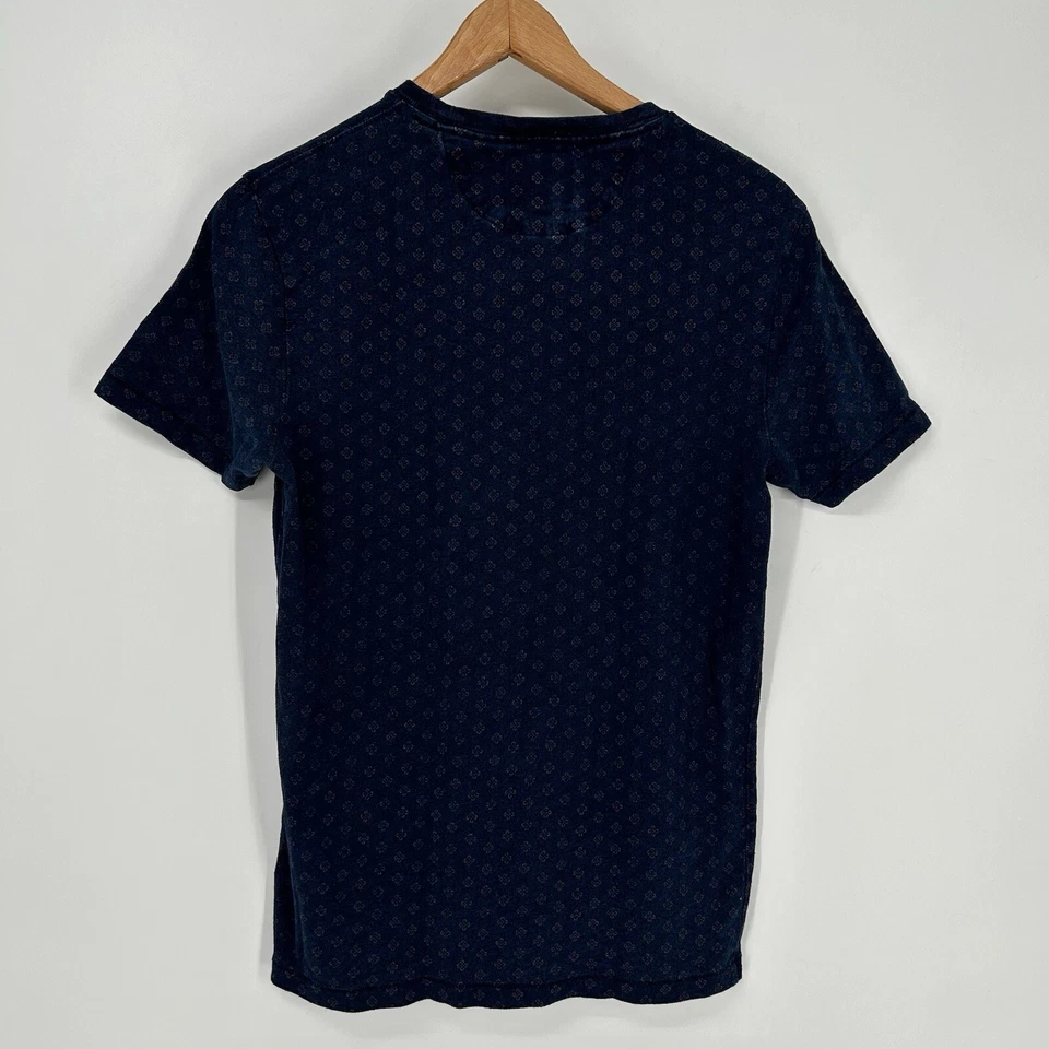 Camisa Lucky Brand Para Hombre Pequeña Azul Estampado Floral Verdadero Indigo Camiseta Cuello Redondo Foto 3 de 4