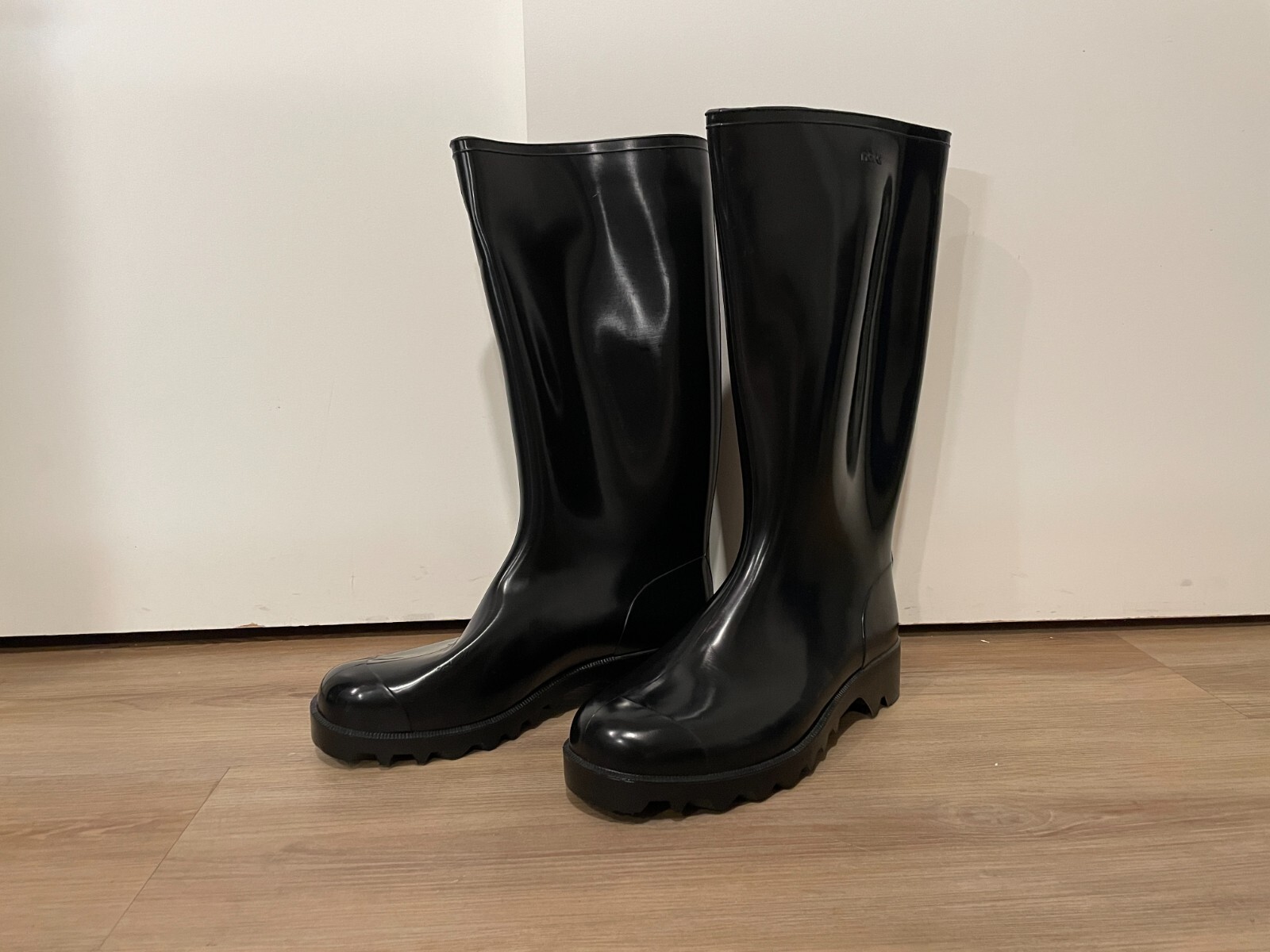 Nuevas Botas Wellington Nora Dolomite Sin Forro Talla US 10 Negras Hechas en Italia