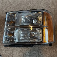 13 2013 GMC SIERRA 1500 DRIVER LEFT HEADLIGHT 22853029 - SEE IMAGES 