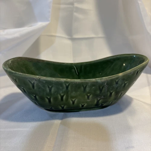 VTG MCM McCoy CP-25-06 USA Green V Design Oblong Bowl/Succulent Planter