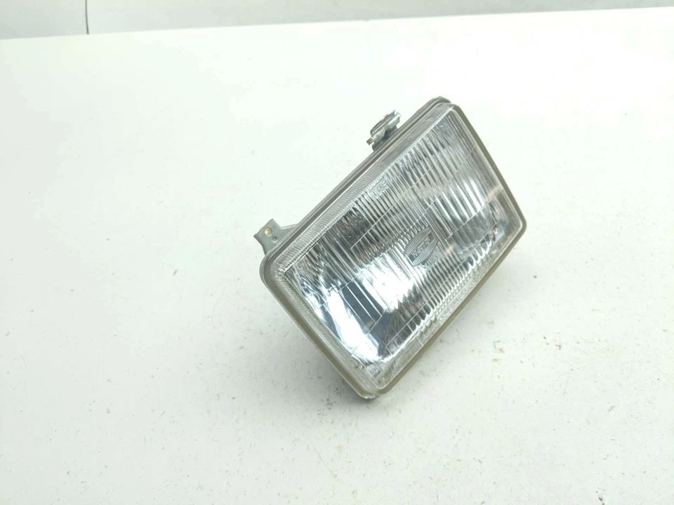 80-83 Yamaha XS400 Front Headlight Head Light Lamp - Image 4 of 4