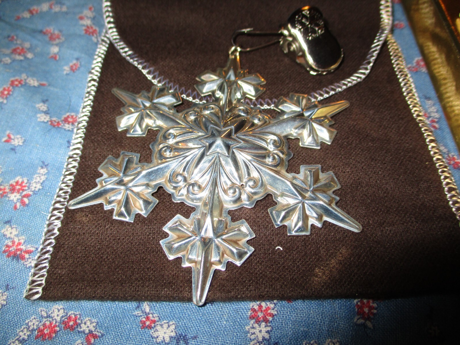 Picture 2 of 4