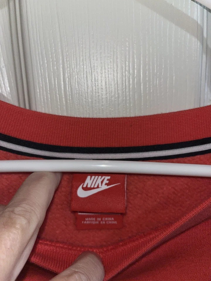 SUDADERA NIKE X ROSTARR RALLY CREW MUJER TALLA XL COLOR NEGRO Y ROJO Foto 3 de 4