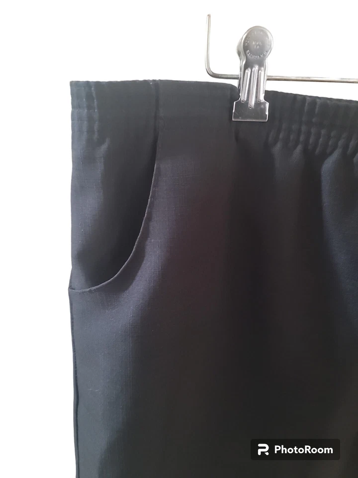 Saia lápis preta Blair cintura elástica com bolsos tamanho 14 puxar vintage - Imagem 2 de 4