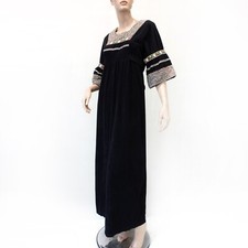 Vintage J.C. Penney velvet maxi zipped velvet loungewear robe house dress Medium