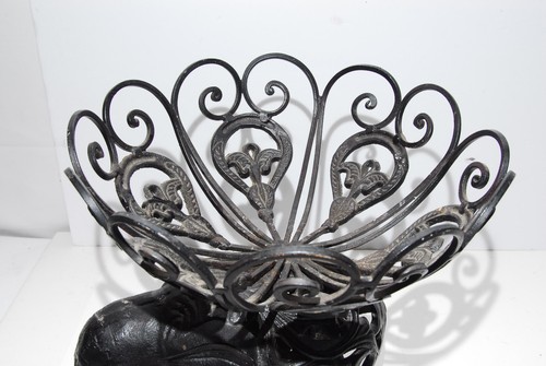 Vintage Cast Iron and Wrought Iron Garden Elephant Basket Bowl Plant Stand Statu - Picture 5 of 8