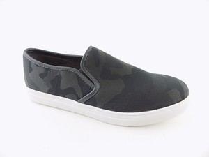 steve madden grey slip ons