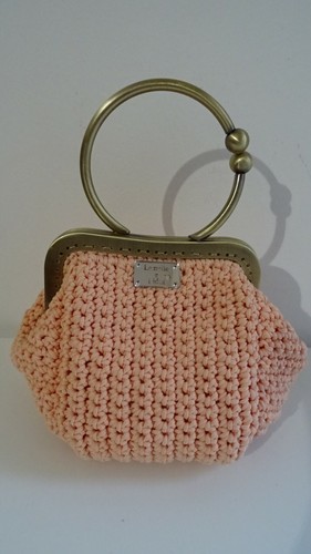 BORSETTA DA POLSO color cipria fatta a mano con chiusura a bracciale | eBay
