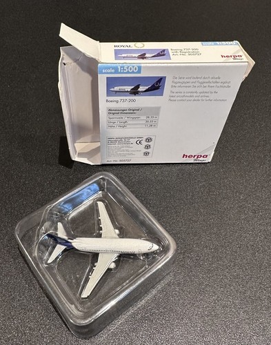 Herpa Miniature Airplane 1:500 Scale Royal Boeing 737-200 - Picture 11 of 12