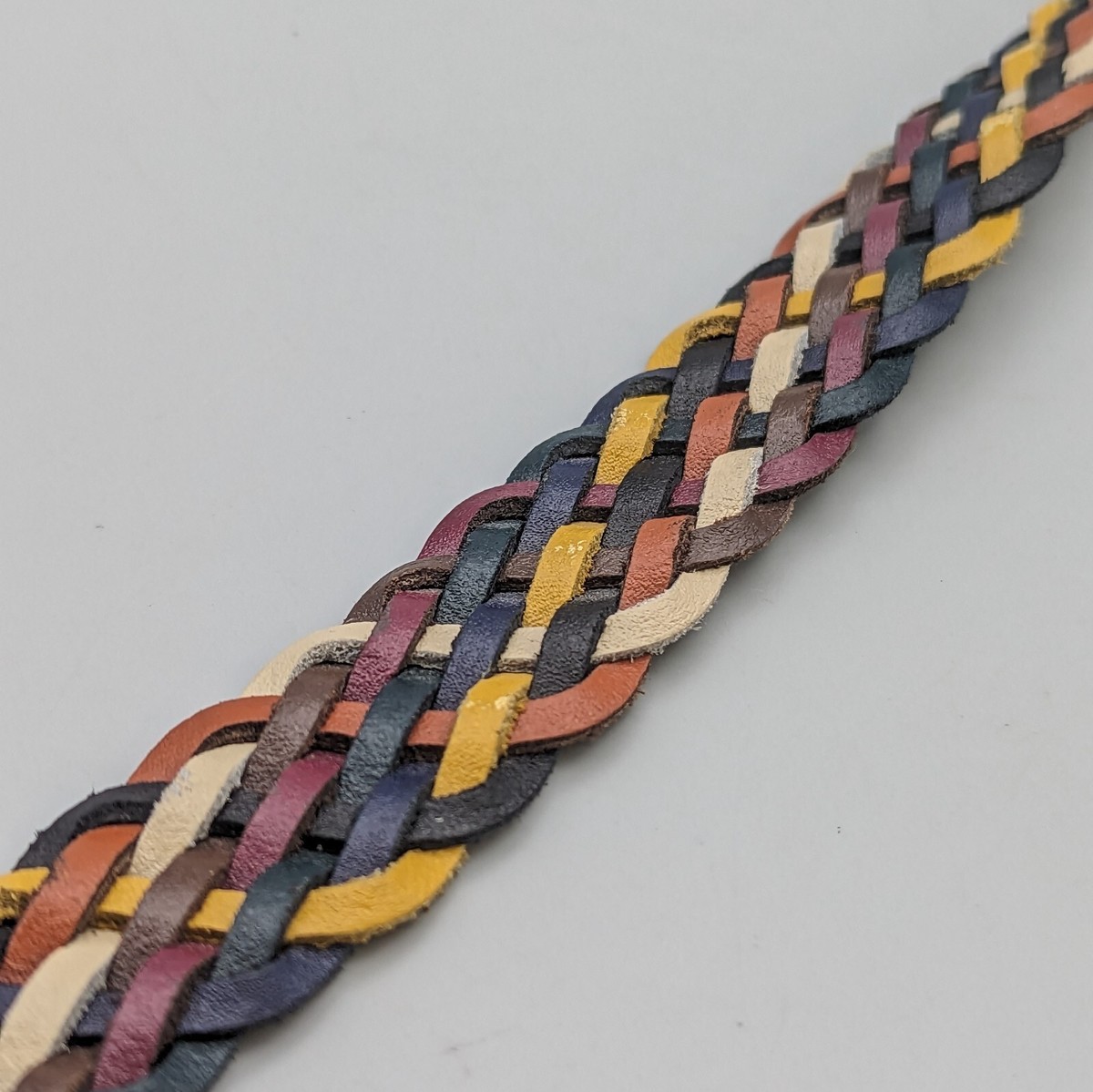 VTG 1980s Capezio New York Multicolor Rainbow Braided Leather Belt Argentina M/L Vintage Rainbow Braided Cord & Vinyl Women main image 2