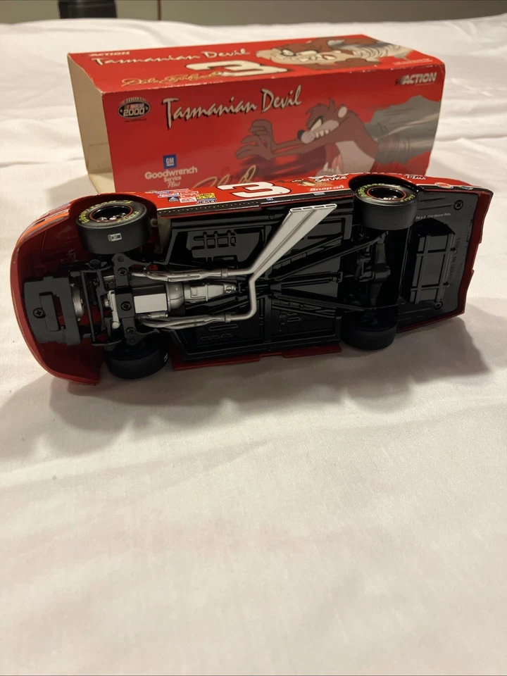 Dale Earnhardt Goodwrench 2000 No Bull Daytona Taz Tasmanian Devil acción 1/24 Foto 3 de 3