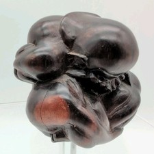 Weinender Buddha aus Holz geschnitzt alt schwer Kugel Handarbeit 