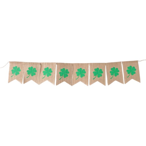 2 .8 Four-Leaf Clover Latte Art St Patrick's Day Decoration Ideas - Picture 6 of 12