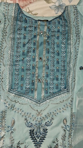Gorgeous Eid Dress - Picture 5 of 10