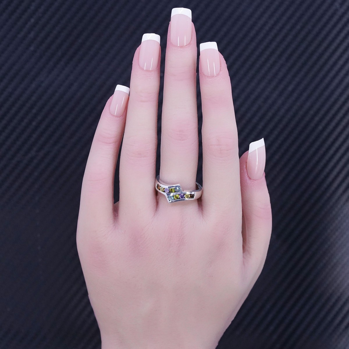 Size 9, vintage sterling silver 925 engagement band ring with
