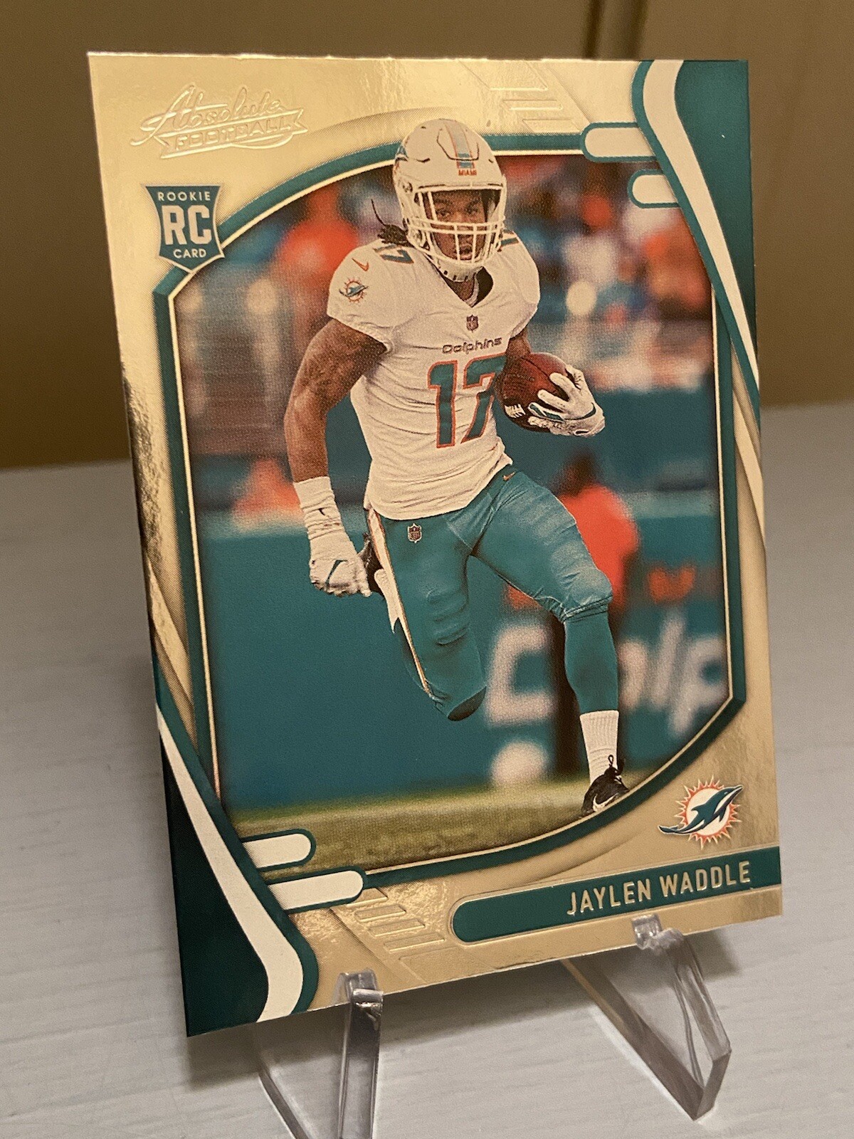2021 Absolute Football Jaylen Waddle Rookie Card RC #106 Miami Dolphins