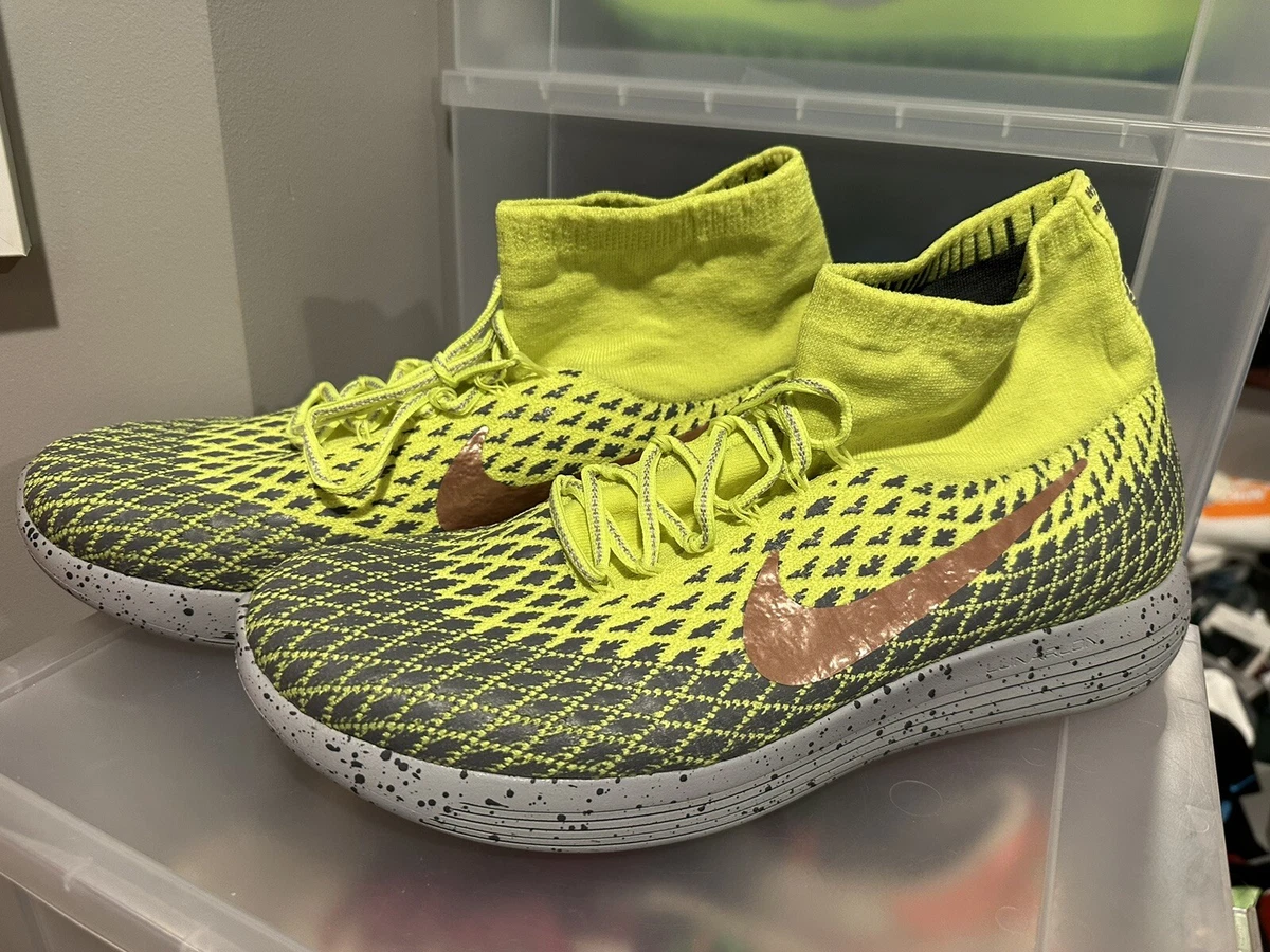 Flyknit shield hotsell