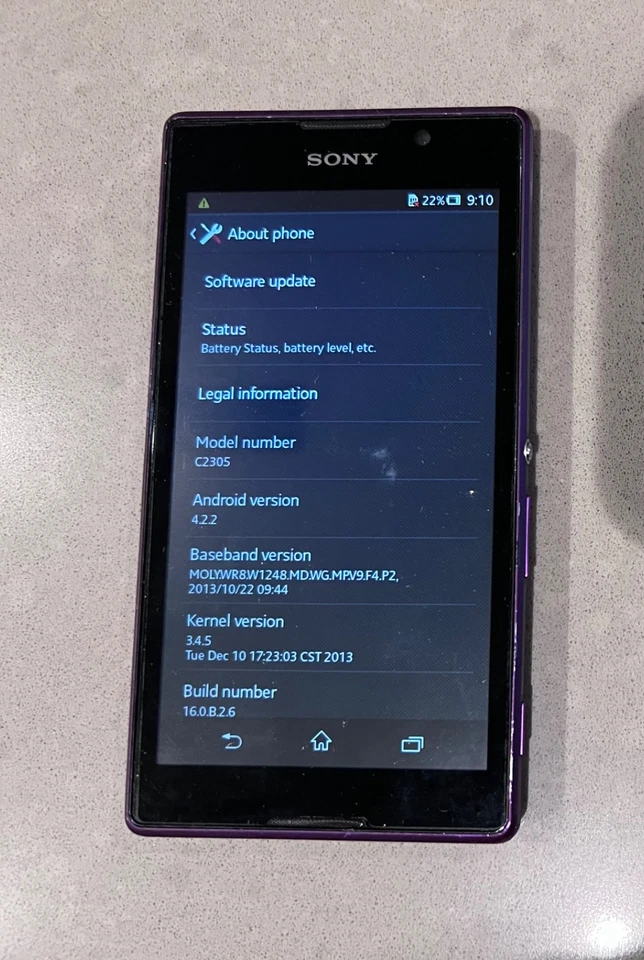 Sony Xperia C2305 8.0MP 4GB Cellphone Unlocked - Purple - Image 3 of 3