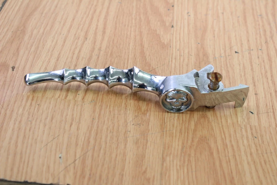 Suzuki Intruder vs1400 1999 palancas de calavera y tapas de depósito Foto 4 de 4