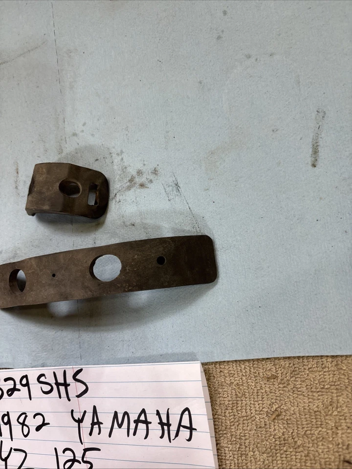 Yamaha YZ 125 1982 tanque de gasolina parachoques de goma 329 Foto 3 de 4