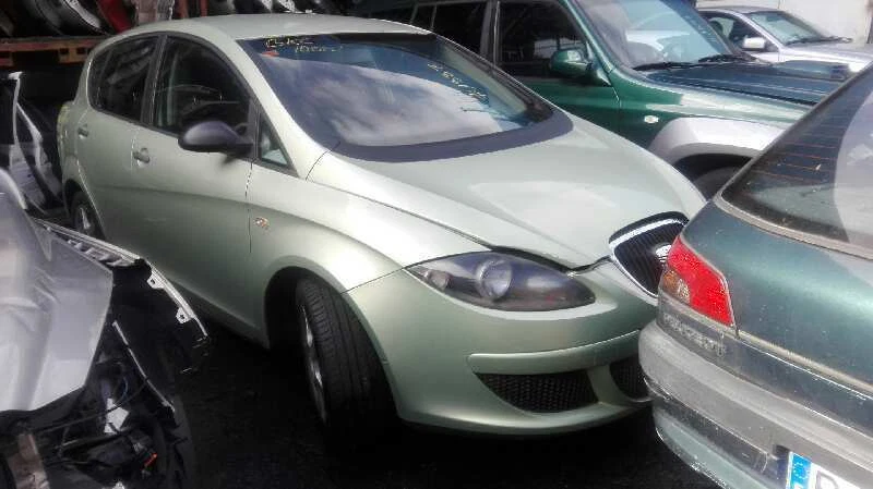 apoyabrazos central para SEAT TOLEDO (5P2) SPORT-UP 2004 77235 382126 - Imagen 4 de 4