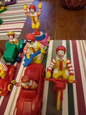 LOT DE 9 jouets figurines RonaldMac Donald's vintage debut années 90 Mac Do EUR 30,00 - FR